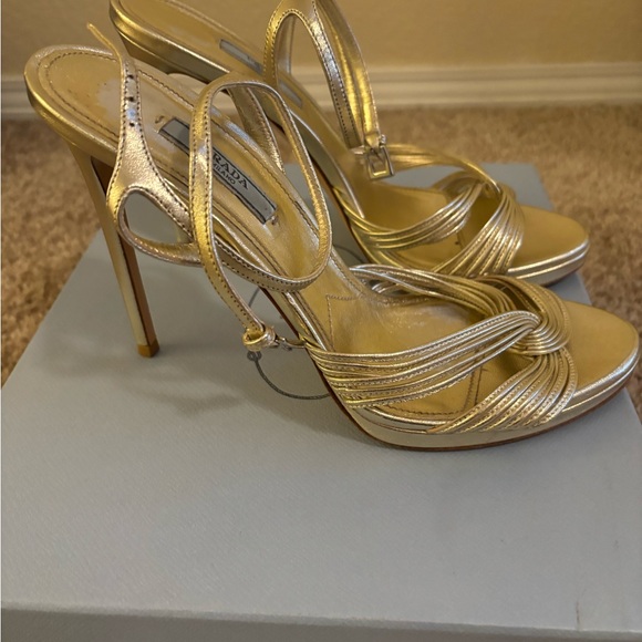 Gold Prada heels - Picture 7 of 7